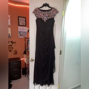 Xscape Black Long Prom Dress Size 6